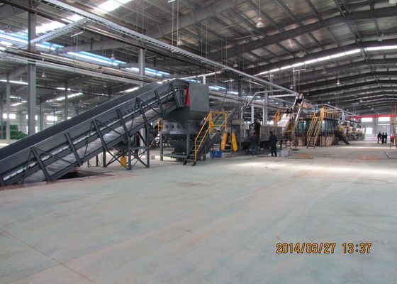 Дробилка CE пластиковая повторно используя, бутылка ЛЮБИМЦА 2000kg/H повторно используя линию