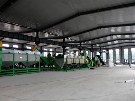 PE 1000kg/h мульчируя фильм задавливая стирку и повторно используя машину