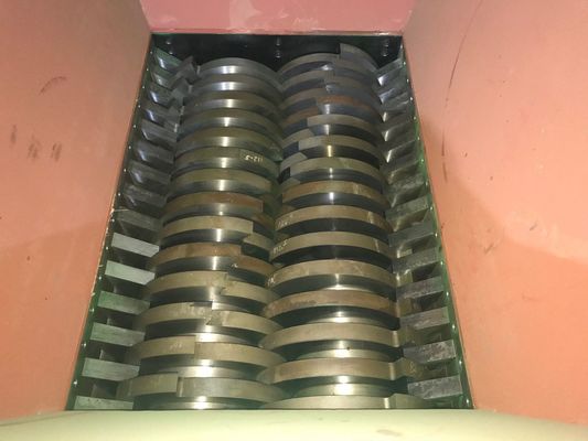 машина шредера вала близнеца 18.5kw, машина прочной покрышки shredding