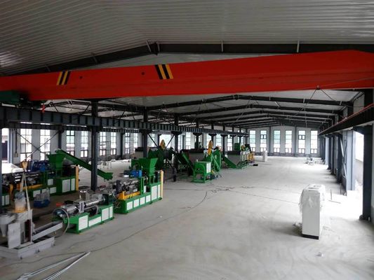 бутылка ЛЮБИМЦА 3000kg/h пластиковая повторно используя машины с задавливать стирку