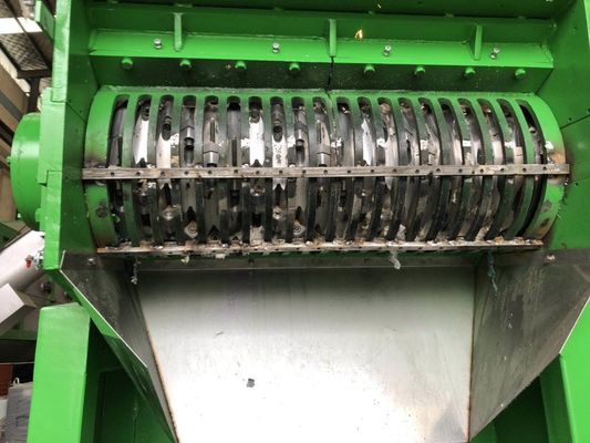 1500kg/H пластиковый ненужный шредер, тонна кладет пластиковую Shredding машину в мешки
